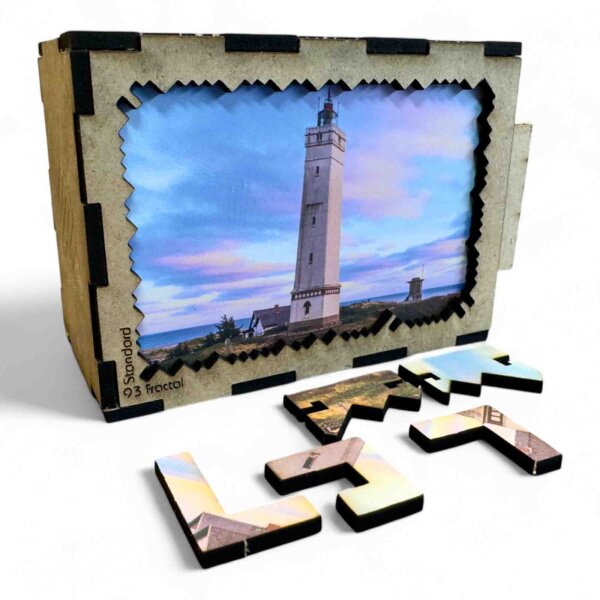 elbPUZZLE No. 68 - Leuchtturm Blavand - Fractal Edition